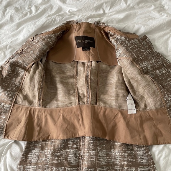 Vintage Louis Vuitton Blazer and Skirt Set ❤️ 40 - Picture 3 of 10